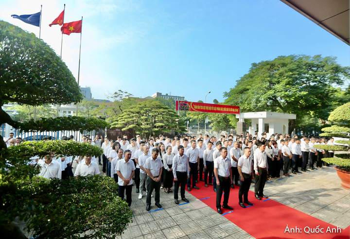 Công ty Điện lực Thanh Hóa phát động đợt thi đua “90 ngày đêm - Đột phá - Về đích”.