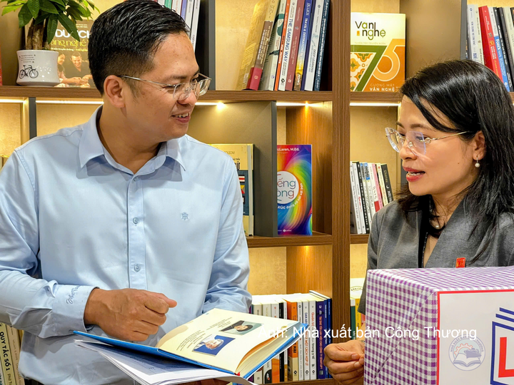 Không gian Văn hóa đọc của Bộ Công Thương thu hút nhiều đối tác tới thăm quan, học hỏi kinh nghiệm.