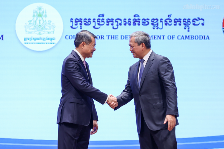 Thủ tướng Chính phủ Lê Minh Hưng và Thủ tướng Chính phủ Campuchia Hun Manet dự Diễn đàn Doanh nghiệp Việt Nam - Campuchia 2026.