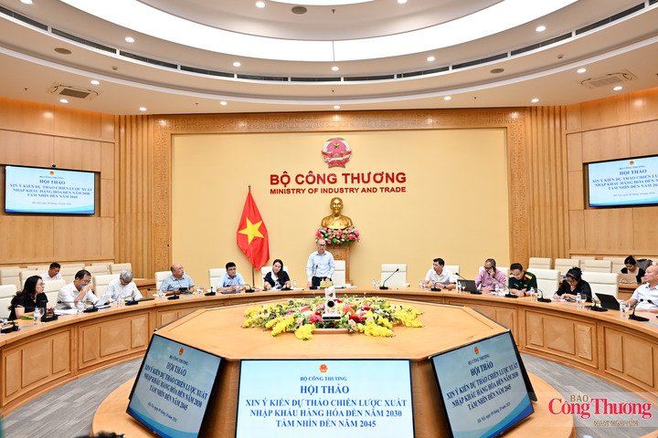 Thứ trưởng Lương Hoàng Thái phát biểu kết luận hội thảo.