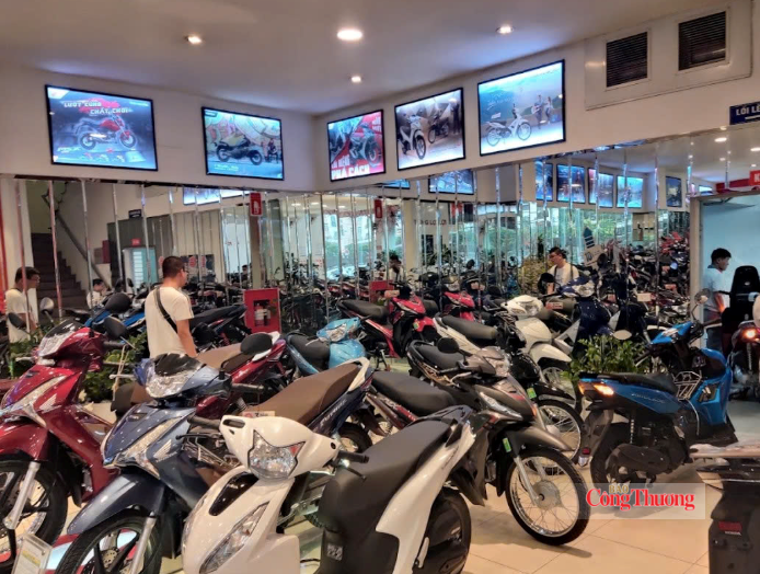 686.661 xe máy bán ra trong quý III/2026, tăng 10,4%. Ảnh: Nguyễn Vân