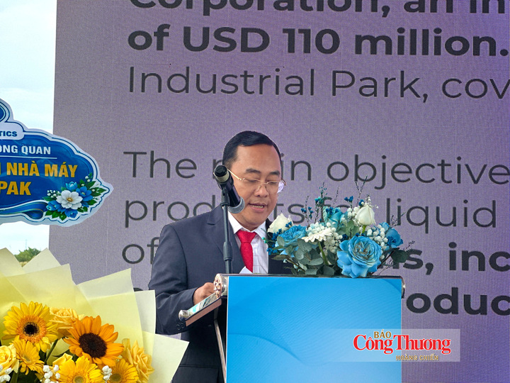 Ông Nguyễn Quốc Ấn, Phó trưởng Ban Quản lý các Khu công nghiệp, Khu kinh tế TP. Đồng Nai phát biểu tại lễ khởi công.