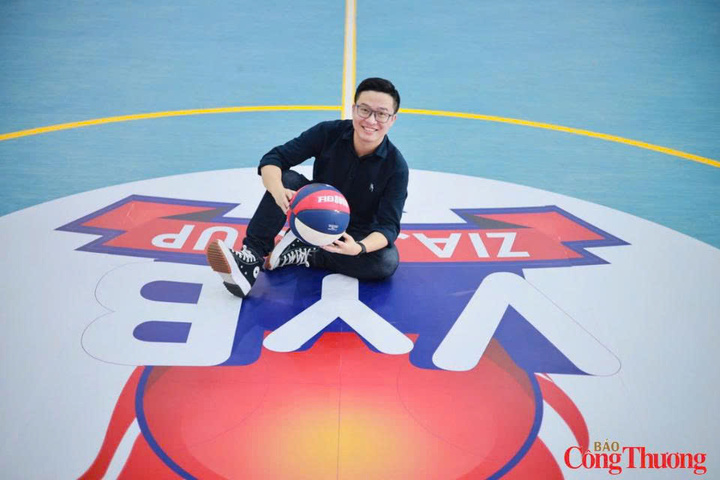 Ông Nguyễn Quang Trường - Phó trưởng Ban tổ chức Giải Bóng rổ trẻ VnExpress Cup Ziaja 2026. Ảnh: Minh Hằng