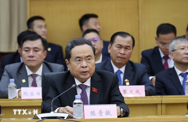 Chủ tịch Quốc hội Trần Thanh Mẫn tham dự tọa đàm trao đổi kinh nghiệm với Nhân đại 3 cấp thành phố Bắc Kinh. Ảnh: Quang Hưng/TTXVN