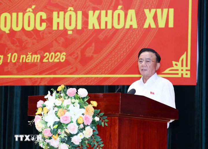 Đồng chí Trần Cẩm Tú, Ủy viên Bộ Chính trị, Thường trực Ban Bí thư phát biểu tại hội nghị. (Ảnh: Phương Hoa/TTXVN)