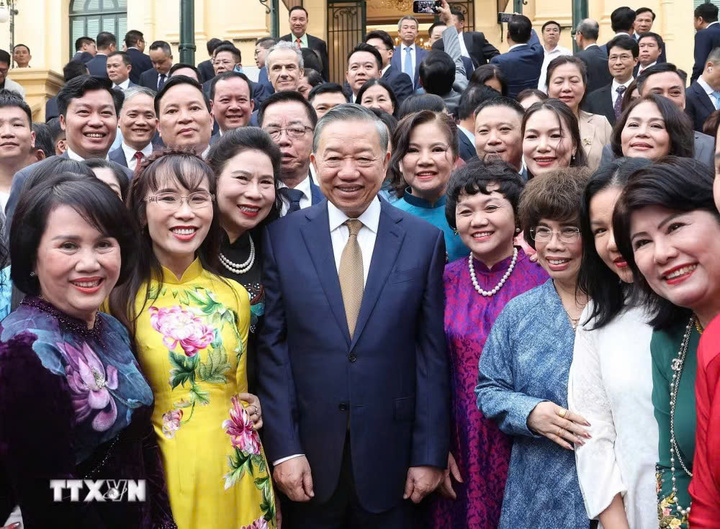 Tổng Bí thư, Chủ tịch nước Tô Lâm và các đại biểu tham dự. (Ảnh: Thống Nhất/TTXVN)