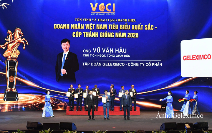 Chủ tịch HĐQT, Tổng giám đốc Tập đoàn Geleximco Vũ Văn Hậu được vinh danh Doanh nhân Việt Nam tiêu biểu - Cúp Thánh Gióng 2026. Ảnh: Geleximco.