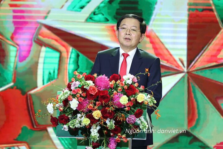 Phó Thủ tướng Chính phủ Hồ Quốc Dũng phát biểu tại sự kiện.