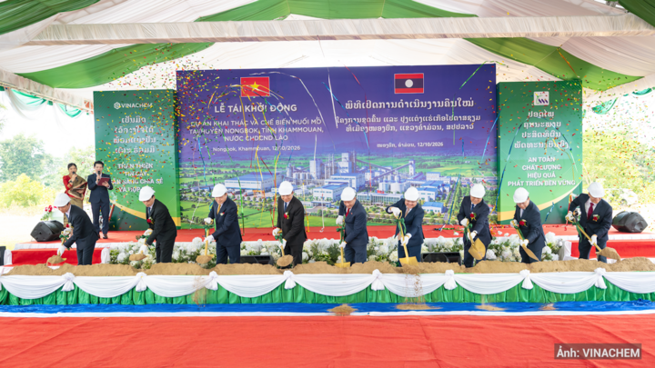 Nghi thức Tái khởi động Dự án khai thác và chế biến muối mỏ tại huyện Nongbok, tỉnh Khammouan.