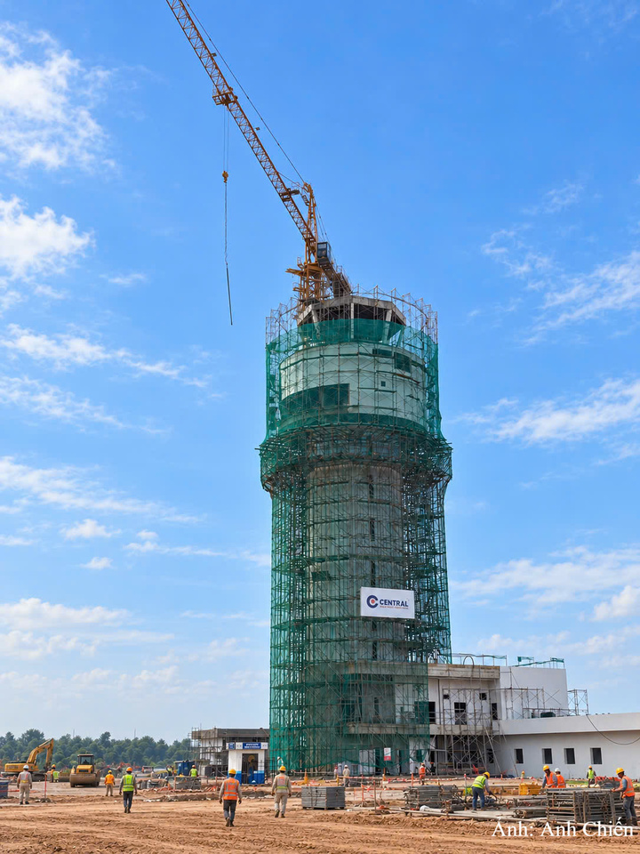 Hạng mục Đài kiểm soát không lưu đã đạt trên 90% khối lượng thi công.