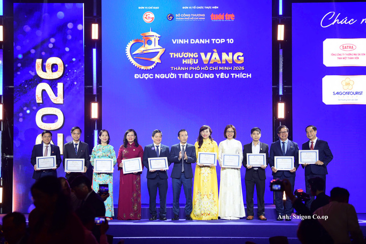 Co.opmart đạt danh hiệu Top 10 Thương hiệu Vàng được người tiêu dùng ưa thích năm 2026.