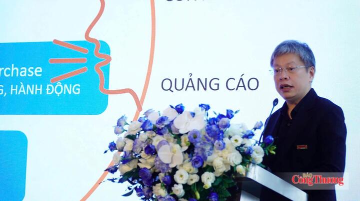 Ông Lê Quốc Vinh, Chủ tịch CSMO Vietnam, Chủ tịch Le Bros, Trưởng Ban tổ chức VSMCamp và CSMOSummit 2026 chia sẻ thông tin về sự kiện. Ảnh: Hoàng Yến