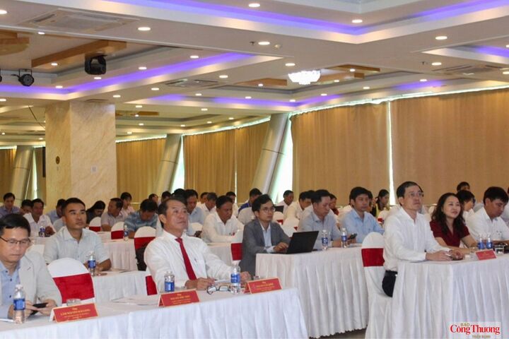 Quang cảnh tại hội nghị.