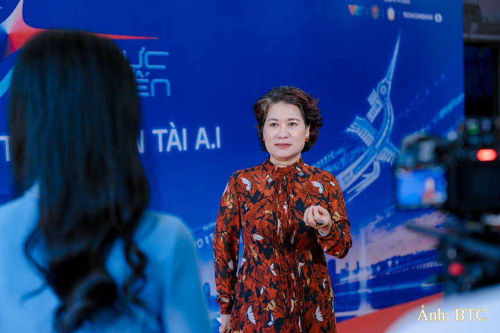 Nhà báo, TS. Nguyễn Thu Hà, Trưởng ban Chuyên đề - Khoa giáo, Đài Truyền hình Việt Nam, chia sẻ về vòng Chung khảo toàn quốc AI Thực chiến mùa 2.