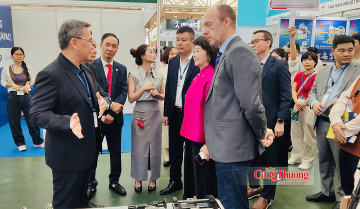 Các hoạt động kết nối giao thương trực tiếp tại Triển lãm Quốc tế lần thứ 11 về Cơ khí chính xác và Sản xuất chế tạo – MTA Hanoi 2026.