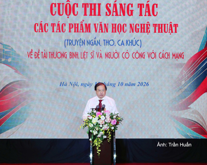 Thứ trưởng Bộ Văn hóa, Thể thao và Du lịch Tạ Quang Đông.