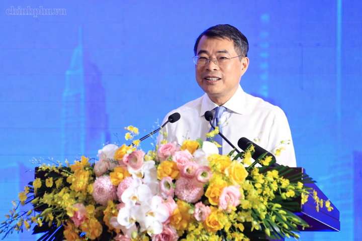 Thủ tướng Chính phủ Lê Minh Hưng phát biểu kết luận cuộc đối thoại với thanh niên năm 2026 với chủ đề "Phát huy vai trò thanh niên Việt Nam trong khởi nghiệp, đổi mới sáng tạo, góp phần thúc đẩy tăng trưởng và tạo việc làm" - Ảnh: chinhphu.vn/Nhật Bắc