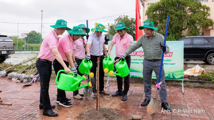 Phát triển bền vững là nền tảng trong mọi hoạt động của C.P. Việt Nam.