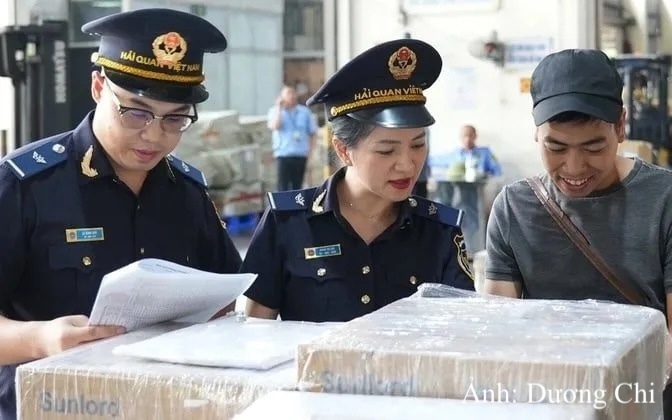 Doanh nghiệp 'bối rối' ký hiệu ® hàng nhập khẩu, Hải quan đề nghị thống nhất xử lý.
