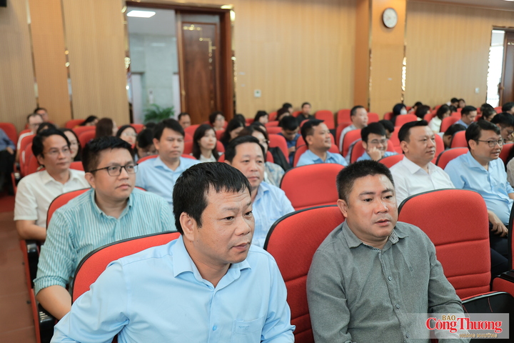Đảng bộ Bộ Công Thương học tập, quán triệt Nghị quyết Hội nghị Trung ương 4 khóa XIV - 4