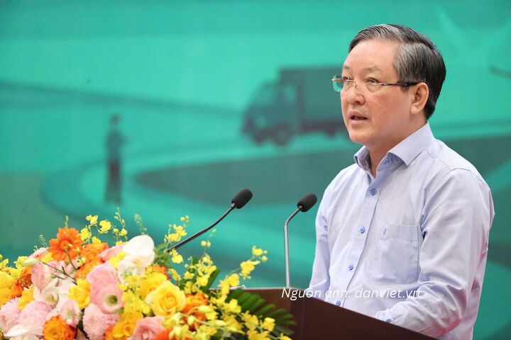 Ông Lương Quốc Đoàn, Ủy viên Trung ương Đảng, Chủ tịch Ban Chấp hành Trung ương Hội Nông dân Việt Nam phát biểu tại Diễn đàn.