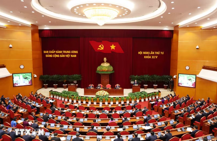 Phiên Khai mạc Hội nghị lần thứ tư Ban Chấp hành Trung ương Đảng khóa XIV. (Ảnh: Phương Hoa/TTXVN)