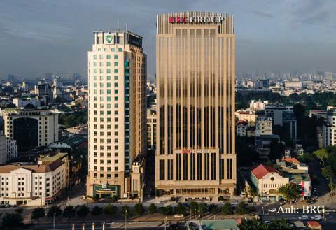 Tập đoàn BRG được dẫn dắt bởi Anh hùng Lao động Nguyễn Thị Nga - Chủ tịch Tập đoàn.