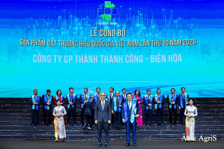 AgriS nhận vinh danh Thương hiệu quốc gia lần thứ 10 liên tiếp.