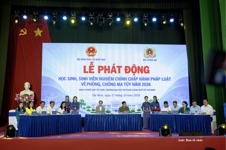 Quang cảnh lễ phát động