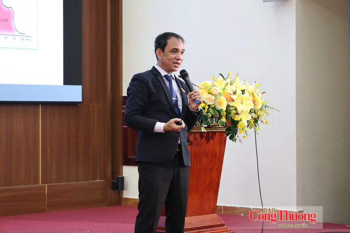 Ông Trần Quốc Tâm, Phó Chủ tịch Hiệp hội Năng lượng tái tạo TP. Hồ Chí Minh chia sẻ tại chương trình.