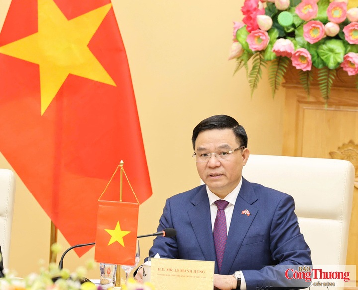 Bộ trưởng Bộ Công Thương Lê Mạnh Hùng phát biểu tại sự kiện.
