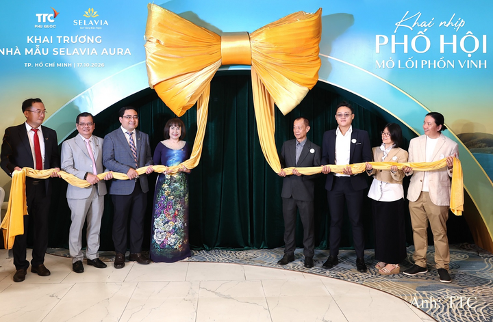 Nghi thức khai trương Văn phòng bán hàng và nhà mẫu tại tầng trệt, tòa nhà TTC, số 253 Hoàng Văn Thụ, phường Tân Sơn Hòa, TP. Hồ Chí Minh.