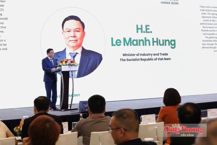 Thông qua diễn đàn, Bộ trưởng Lê Mạnh Hùng gửi cộng đồng doanh nghiệp hai nước 3 thông điệp.