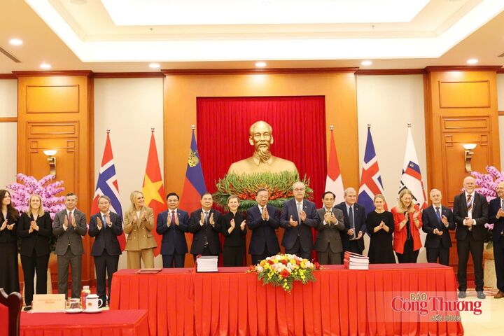 Việt Nam cùng đại diện các nước thành viên Hiệp hội Mậu dịch tự do châu Âu (EFTA) chính thức ký kết hiệp định thương mại tự do vào sáng 18/10.