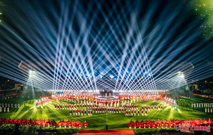 Sắp diễn ra đại nhạc hội 'Tự hào là người Việt Nam 2026' tại "Thủ đô kháng chiến".