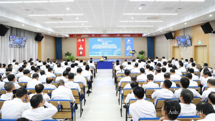 Hội nghị sơ kết công tác 9 tháng năm 2026 EVNCPC và tổng kết đánh giá toàn diện tình hình hoạt động của các Công ty Điện lực thành viên EVNCPC sau 1 năm thực hiện sáp nhập