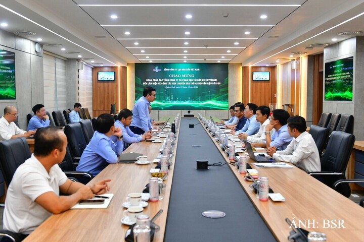 Tổng Giám đốc BSR Nguyễn Việt Thắng nhấn mạnh định hướng tăng cường hợp tác trong vận chuyển dầu thô và phát triển các lĩnh vực logistics mới. Ảnh: BSR