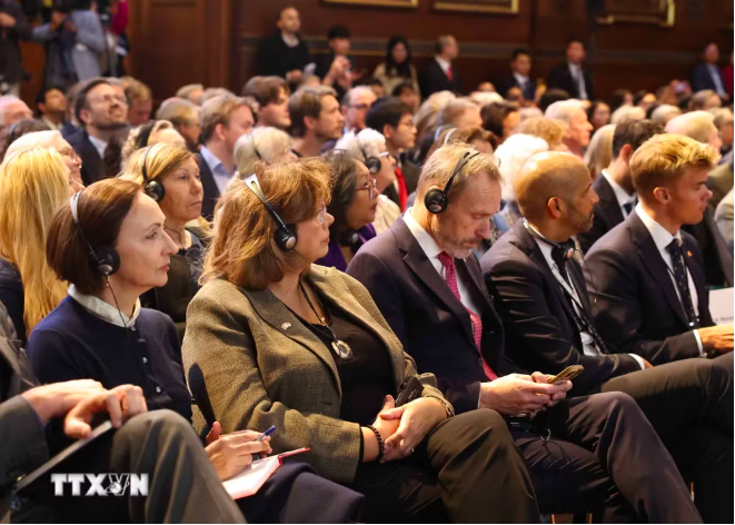 Các đại biểu tham dự cuộc phát biểu chính sách tại Đại học Copenhagen của Tổng Bí thư, Chủ tịch nước Tô Lâm. (Ảnh: Thống Nhất/TTXVN)