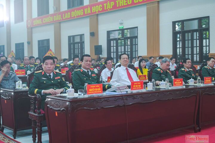 Quang cảnh tại buổi lễ.
