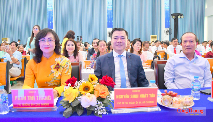 Thứ trưởng Phan Thị Thắng: Đào tạo phải liên tục đổi mới, gắn kết chặt chẽ hơn với nhu cầu của doanh nghiệp - 1