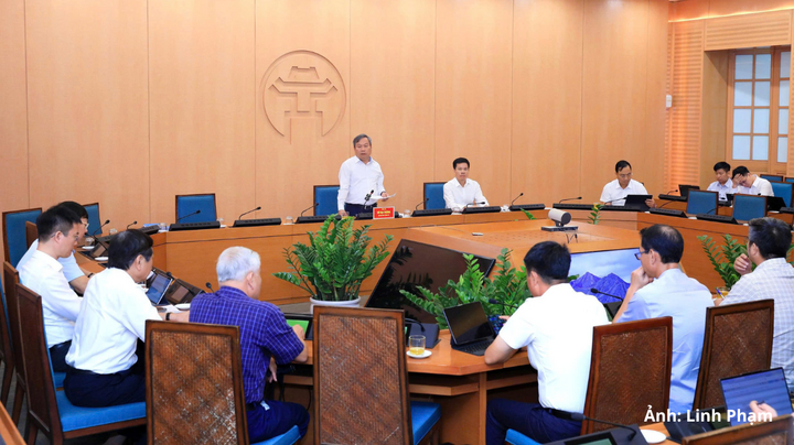 Toàn cảnh cuộc họp.
