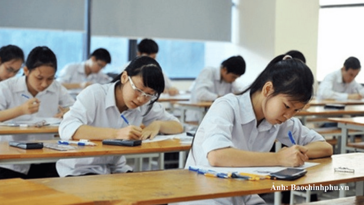Chỉ thị yêu cầu chuyển mạnh từ tập trung phát hiện, xử lý vi phạm sang chủ động quản trị rủi ro, phòng ngừa từ sớm, từ xa, đồng thời phát hiện và xử lý nghiêm các vi phạm.