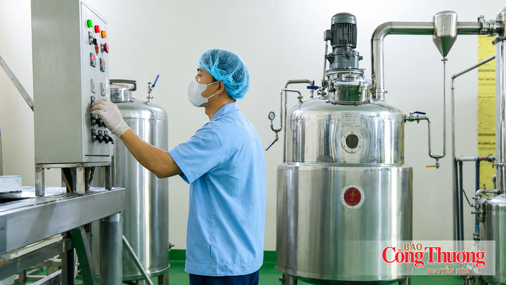 Hội thảo có chủ đề “Định hình lại quá trình hội nhập và khả năng chống chịu của doanh nghiệp: trí tuệ nhân tạo, chuỗi cung ứng, thương mại và quản trị doanh nghiệp gia đình”.
