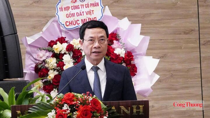 Ông Nguyễn Mạnh Hùng, nguyên Bộ trưởng Bộ Khoa học và Công nghệ.