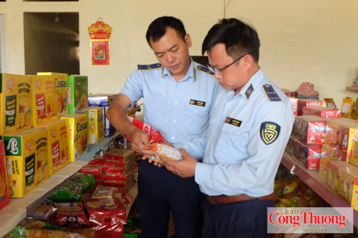 Lực lượng quản lý thị trường Điện Biên tăng cường kiểm tra, kiểm soát nguồn hàng, ngăn hàng giả và bảo vệ quyền lợi người tiêu dùng.