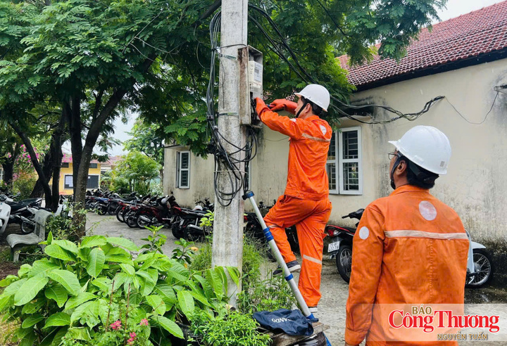 Sau khi hoàn thành khâu tiếp nhận, Công ty Điện lực Huế sẽ tổ chức quản lý khách hàng theo hệ thống thống nhất như sử dụng dịch vụ điện trực tuyến, thanh toán không dùng tiền mặt...