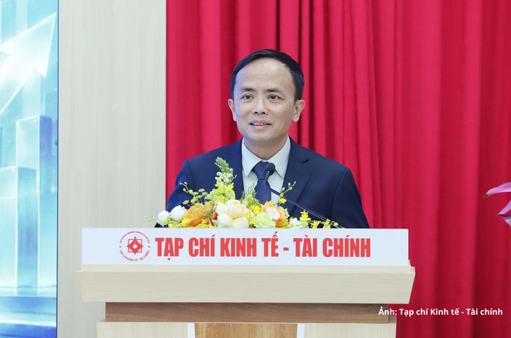 TS. Phạm Thu Phong, Tổng Biên tập Tạp chí Kinh tế - Tài chính phát biểu tại Tọa đàm.