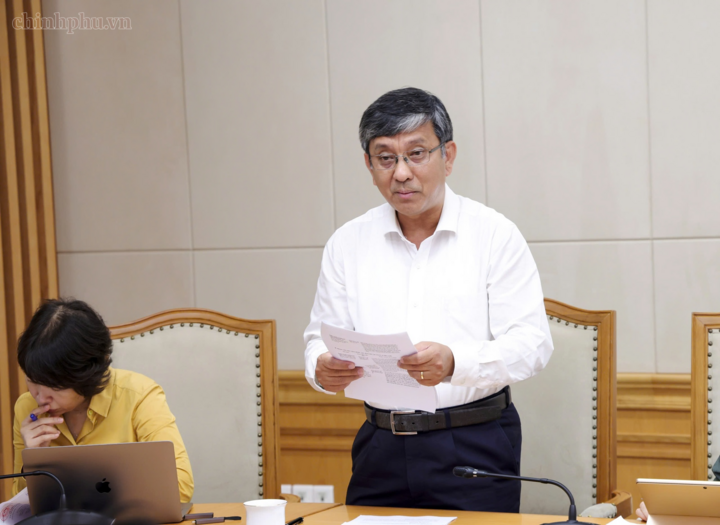 Thứ trưởng Bộ Tài chính Nguyễn Thị Bích Ngọc phát biểu tại cuộc họp. Ảnh: chinhphu.vn/Gia Huy