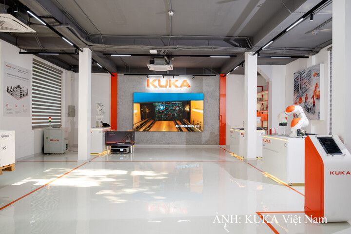Không gian bên trong trụ sở mới của KUKA Việt Nam tại Hà Nội. Ảnh: KUKA Việt Nam
