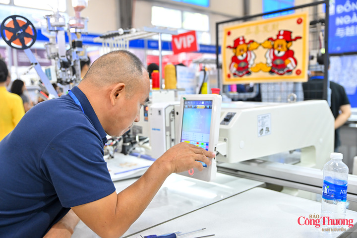 Sự kết hợp này giúp khách tham quan tiếp cận nhiều khâu của chuỗi giá trị trong cùng một sự kiện.